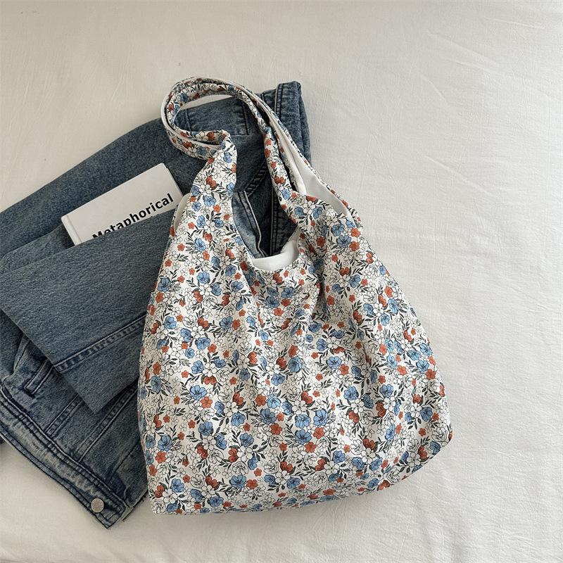 

Модная повседневная сумка большой вместимости в корейском стиле 2025, универсальная сумка-тоут на одно плечо/подмышку высокой ценности в нежном корейском стиле