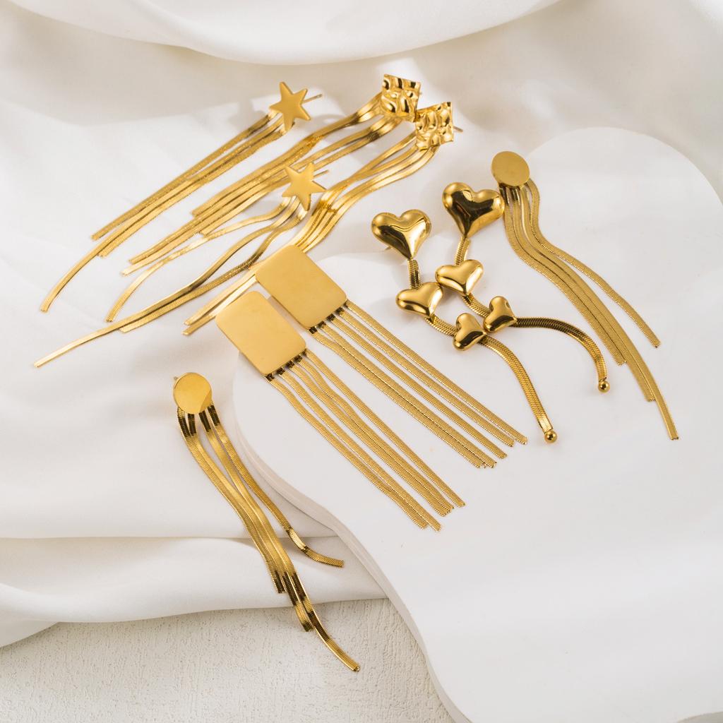 Übertriebene lange Quastenohrringe aus Edelstahl, modische und trendige lange Ohrringe für Frauen