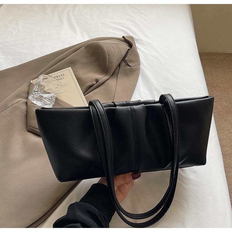 Women's bag niche tote bag design women's new popular student large-capacity shoulder underarm commuter bag