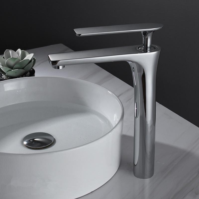 Tuqiu Bathroom Faucet Brushed Gold Brass Bathroom Basin Faucet Cold And Hot Water Mixer Sink Tap Deck Mounted Black/ChromeTap