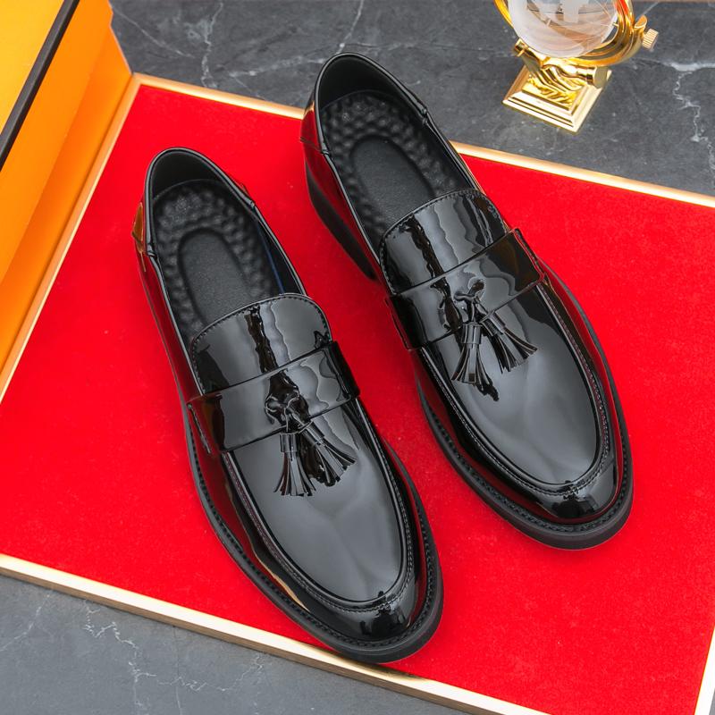 Fashion Leather Shoes For Man Genuine Leather Big Size Shoes High Quality Designer Formal Shoes Casual Shoes Fashion Business