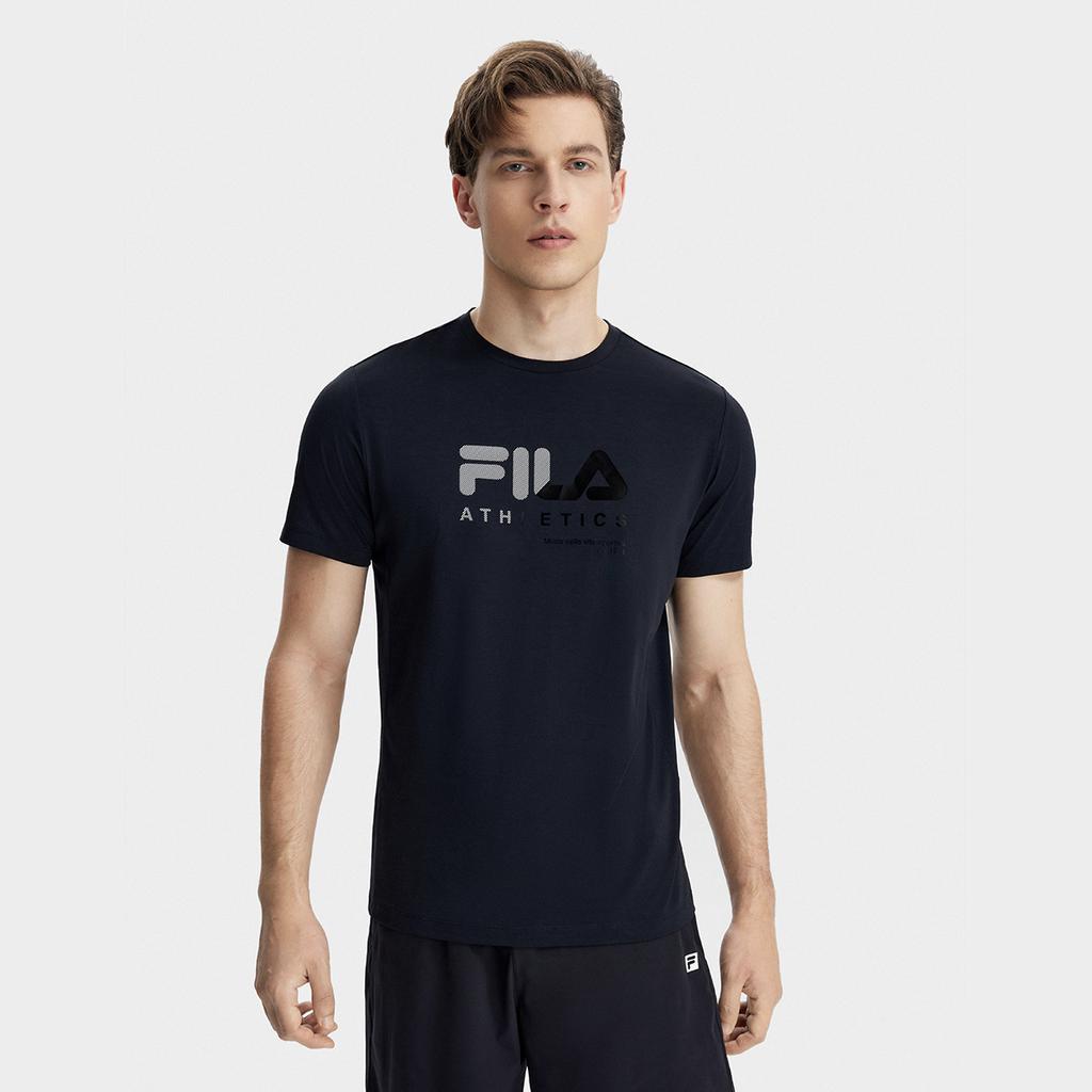 FILA Latte Girl 3.0 Athletics Vintage Logo Print Crew Neck Short Sleeve T-Shirt Men Tops Deep-Black A11M321104FBK