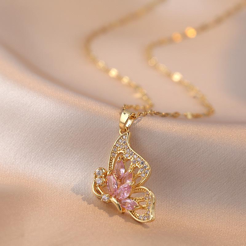 Butterfly Necklace with Color-Retaining Zircon - Fashionable, Versatile Women's Jewelry Accessory.