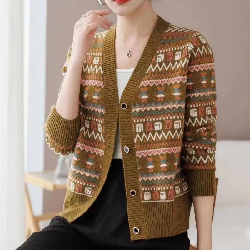New Autumn and Winter Jacquard Knitted Cardigan Women's Loose Small Sweater Jacket Versatile Outerwear Top