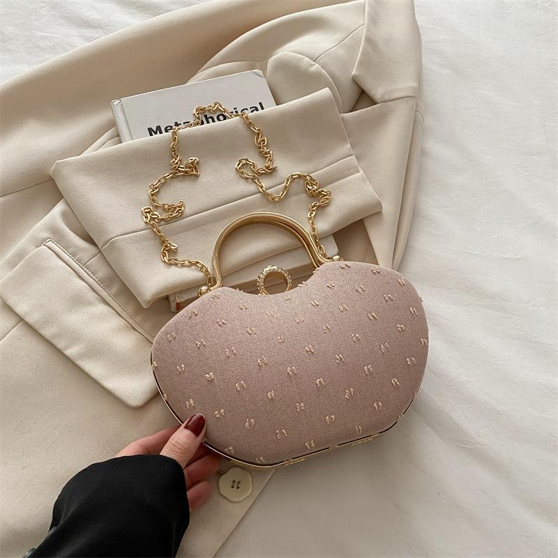 Simple Foreign Style Clip Bag 2025 Summer New Niche Chain Bag Popular Niche Messenger Bag Handbag This Year