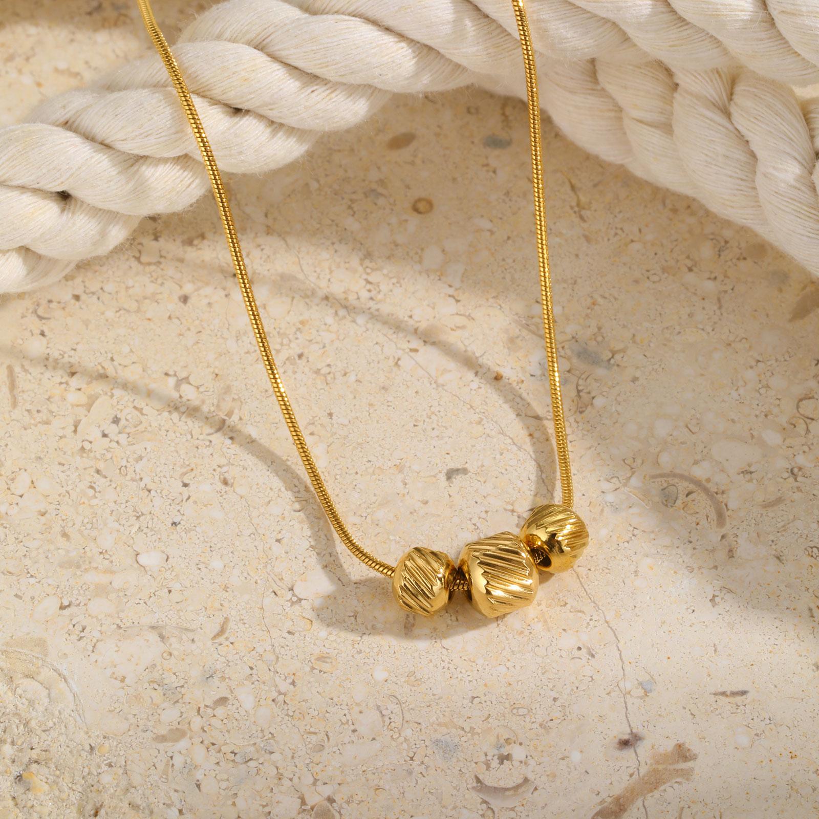 

Unique 3 Twill Bucket Bead Necklace for Women,Stainless Steel Chain Necklaces,Chic Jewelry Mother s Day Gifts