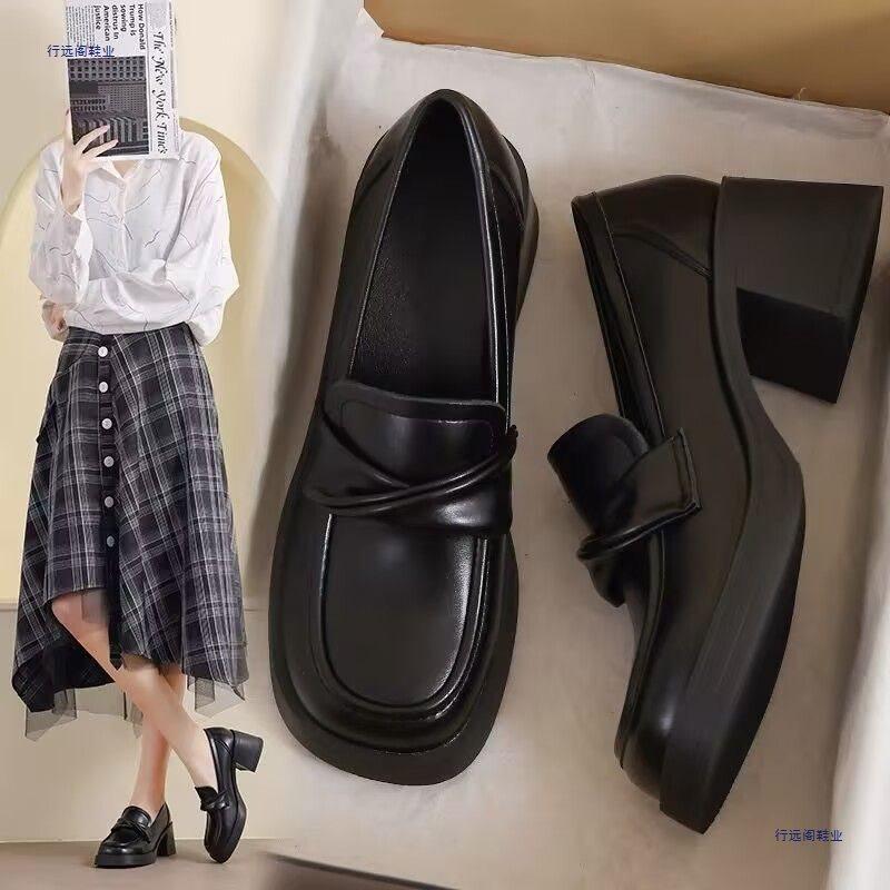 Small leather shoes women's new spring and autumn monsoon black work with skirt high heel thick sole