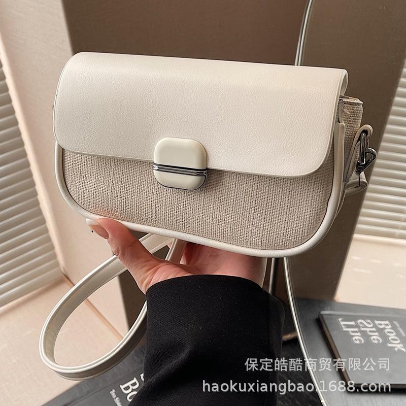 Premium Texture Bag Women's Autumn and Winter 2025 New Fashion Niche Design Shoulder Messenger Bag Casual Small Square Bag
