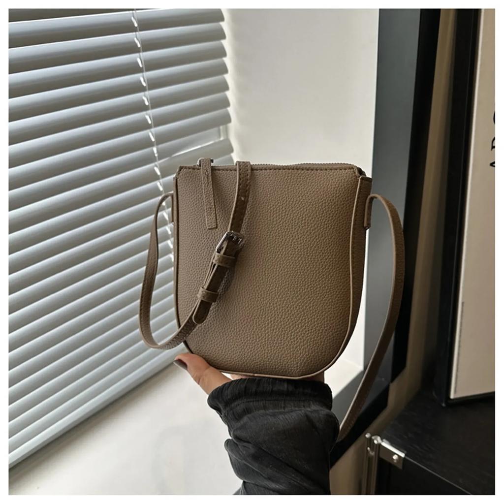 Solid Color Pu Shoulder Bags for Women Girls Zipper Ladies Crossbody Phone Bag Travel Phone Key Coin Card Storage Pouch