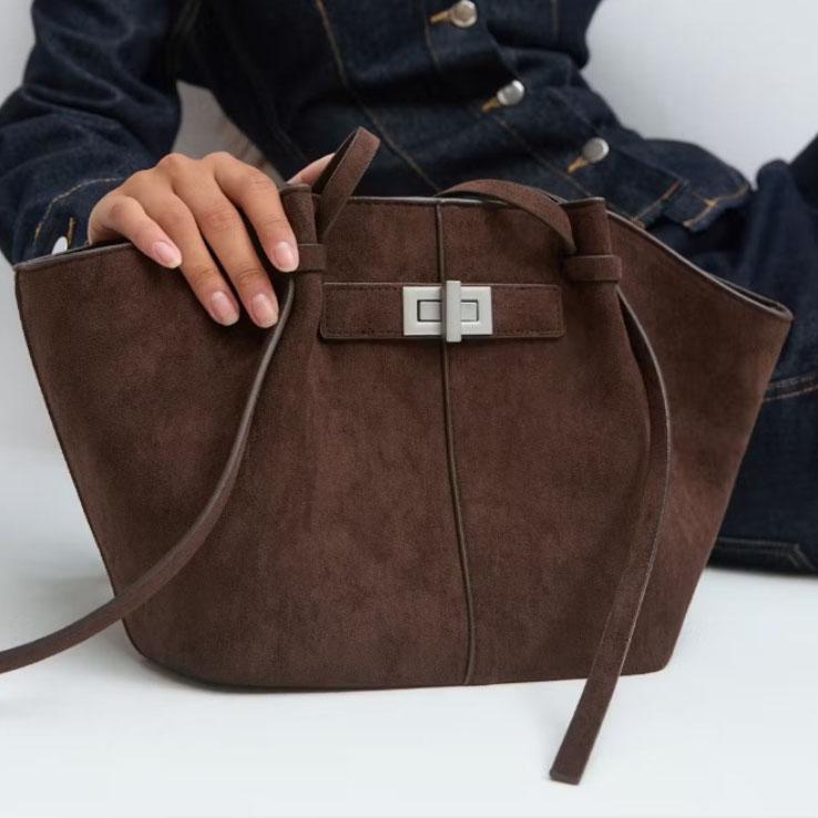 Stylish Sophisticated Women's Tote Bag Versatile Retro Trendy Wing Handbag Simple Elegant Solid Color Underarm Bag Shoulder Bag