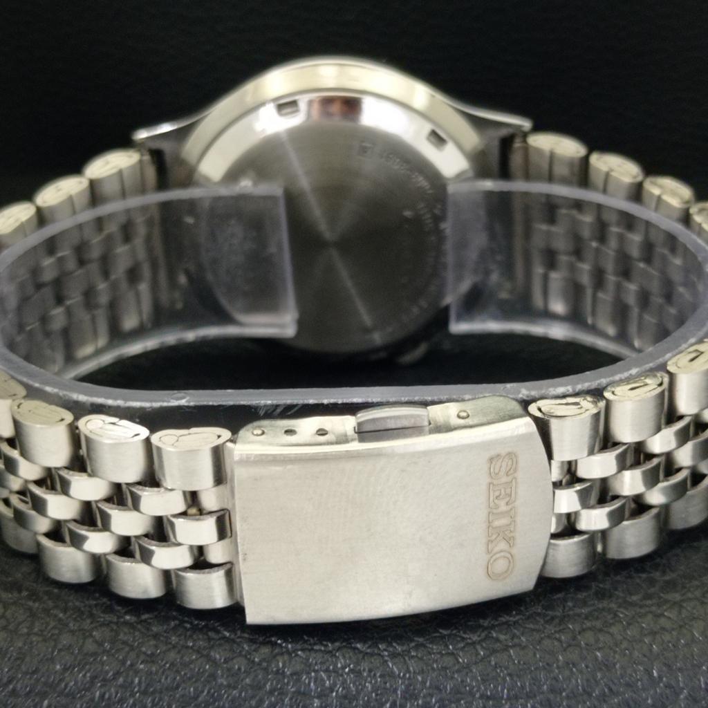 GENUINE VINTAGE SEIKO 5 AUTOMATIC 7S26A JAPAN MENS RED DIAL WATCH A702355-5