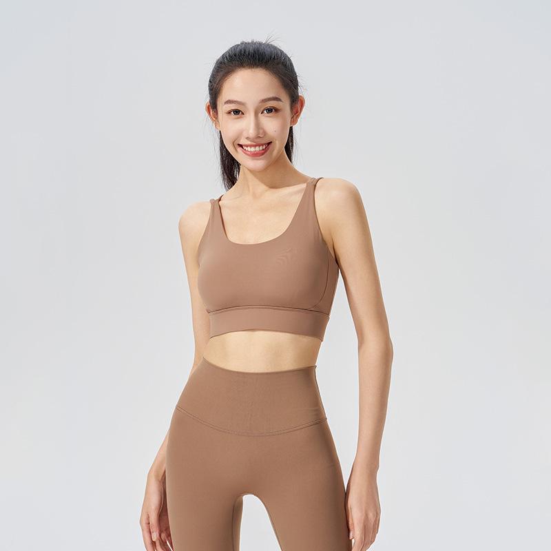 

Спортивный бюстгальтер с перекрестной спинкой и застежкой на крючки - Телесный бесшовный бюстгальтер для йоги для женщин M (47.5-55 kg) какао