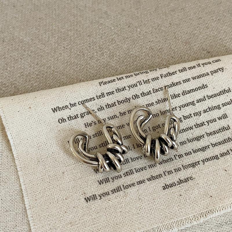 

Нерегулярные линии обернутые металлические серьги-гвоздики женские ретро старые индивидуальные уникальные модные универсальные серьги для поездок на работу