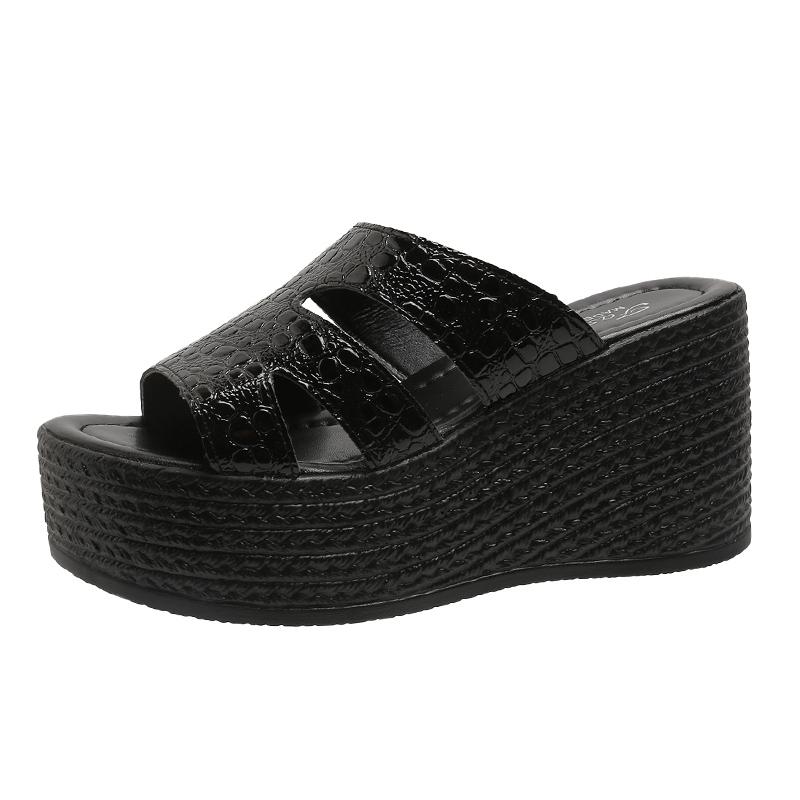 Women Platform Slippers Plus Size High Heels Slippers Women Summer Fashion Wedges Sandals beach Slides Women Zapatos De Mujer
