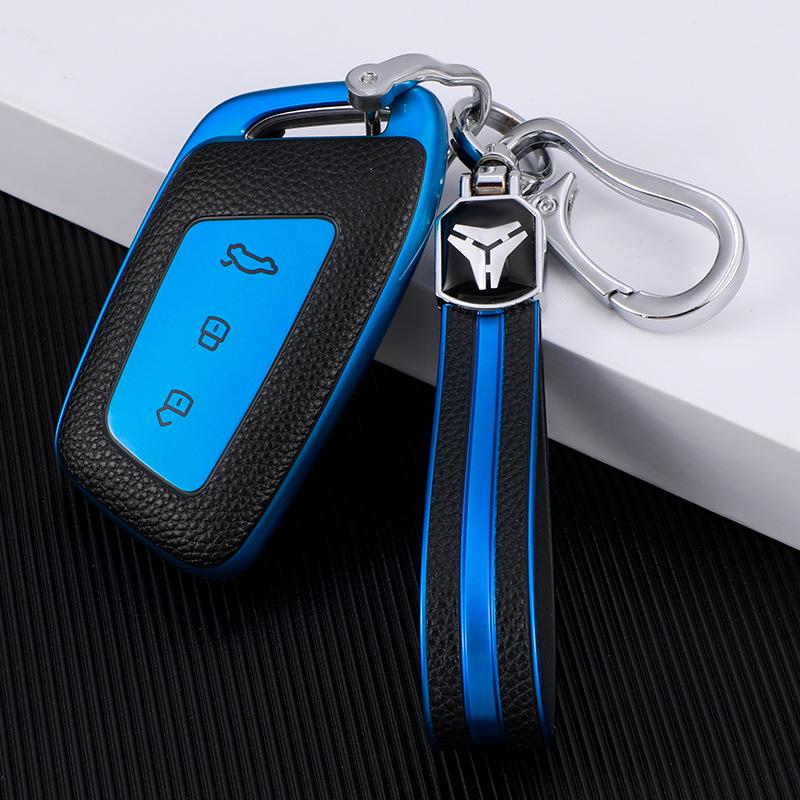 Leather Key Case for New Baojun RM5/RC6/RS5/RS3 - Patterned Car Key Cover with Buckle