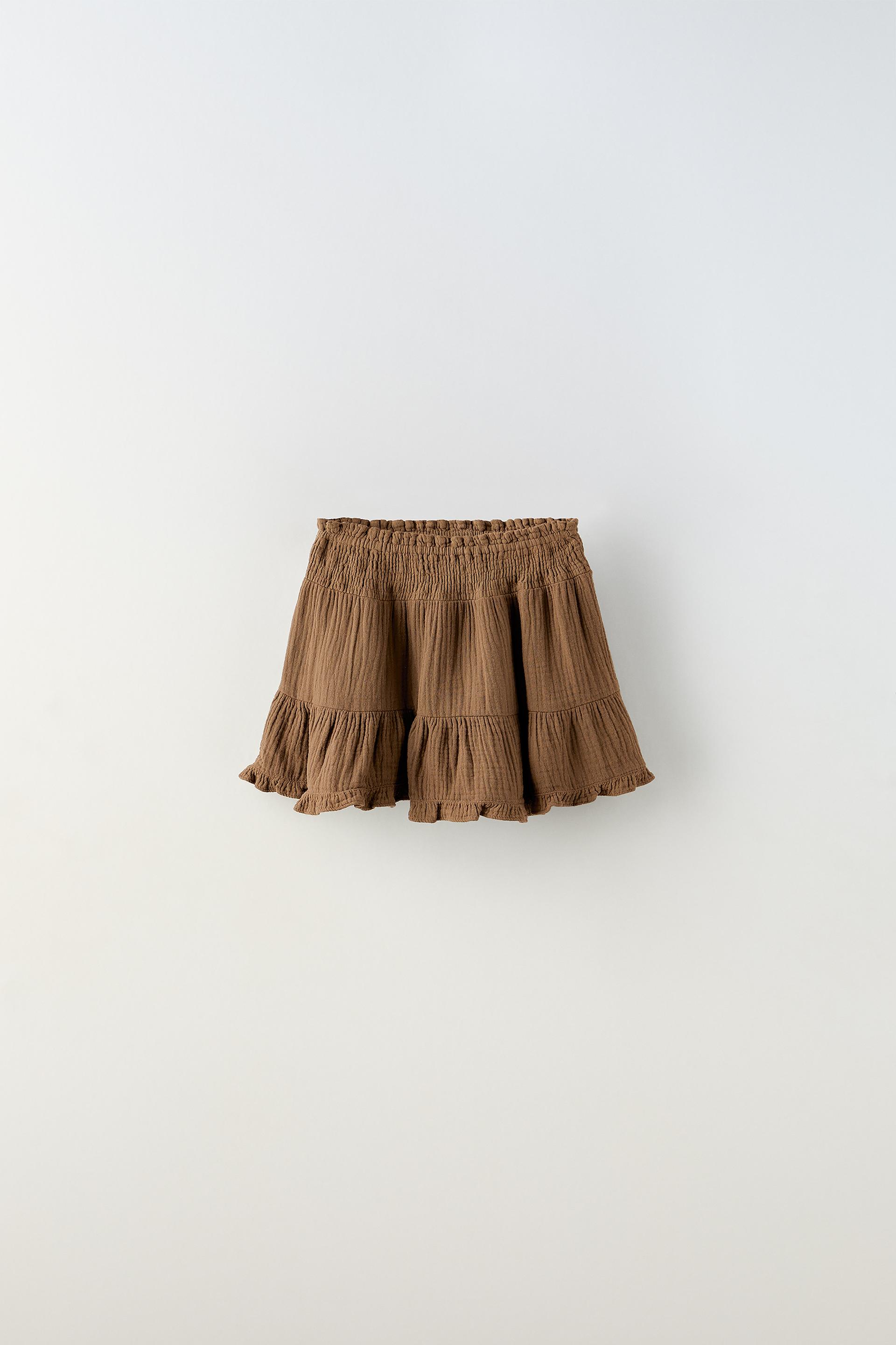 

TEXTURED MIDI SKIRT