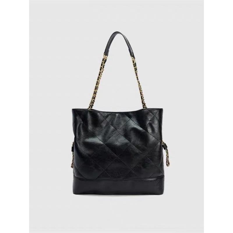 Nische High-End 2025 Diamantgesteppte Tote: Vielseitige Schultertasche mit großer Kapazität für Pendler