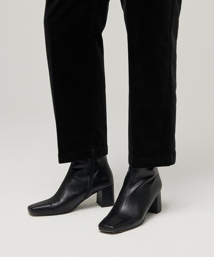 MUSINSA STANDARD WOMAN Women'S Tapered Corduroy Pants [Black]