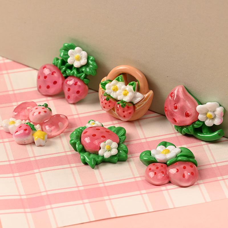 

10 Pcs Latest Kawaii Sparkling Ice Transparent Small Flower Strawberry Resin Scrapbook Diy Jewelry Present Hairpin Accessories A95