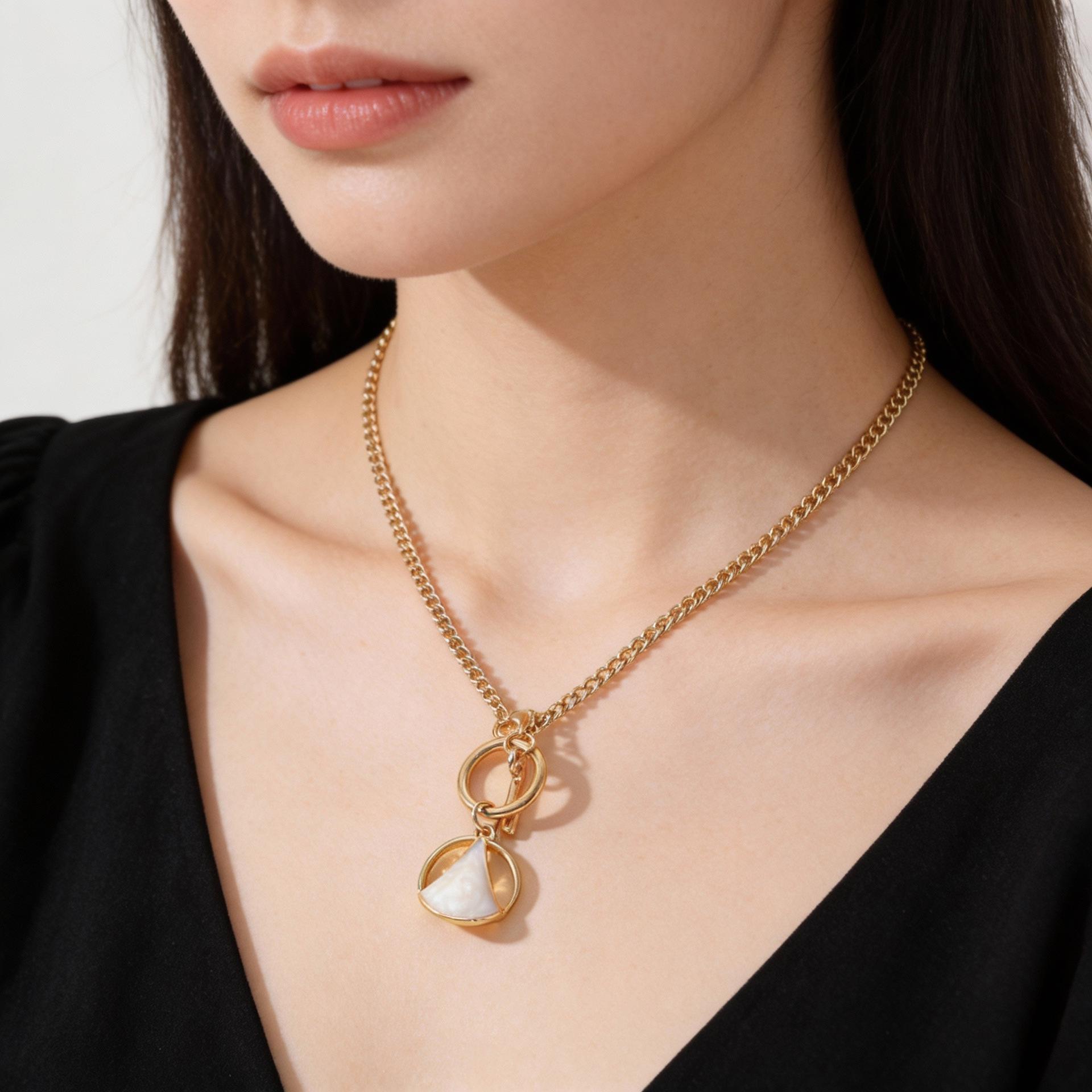 Элегантное веерообразное колье на ключицы: Высококачественные Y-образные модные ювелирные изделия для женщин.