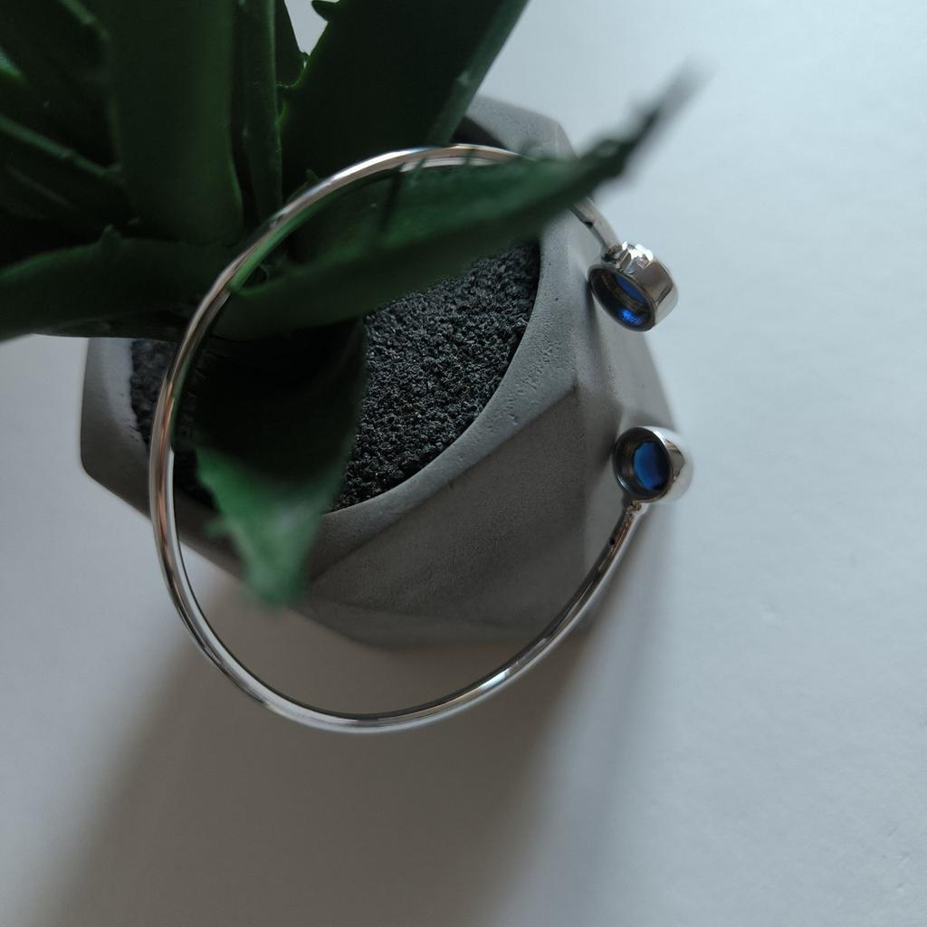 Серебряный браслет с сапфиром nano 4.52ct, вес изделия 7,53 гр (2206750)