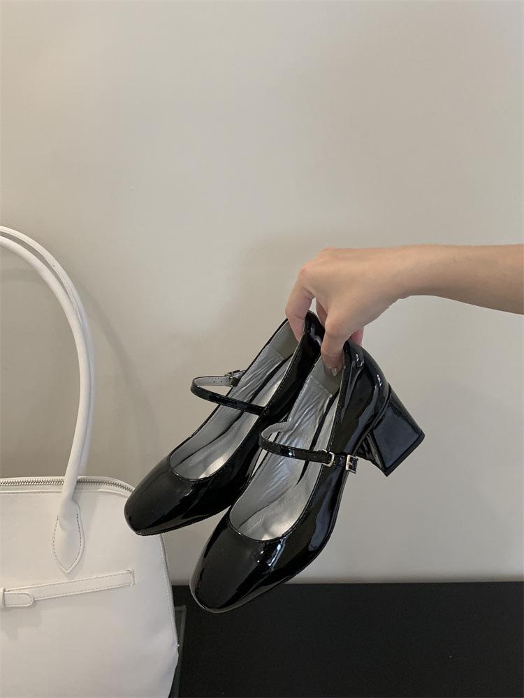 Round Toe Chunky Heel Mary Jane Shoes - Women's French Low-Cut, One-Strap Commuter Heels