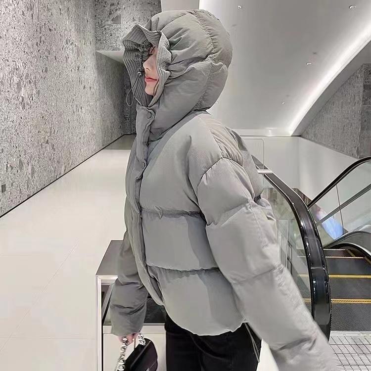 

Короткая женская куртка-пуховик с цветочной шапкой и симпатичным дизайном для холодной погоды M