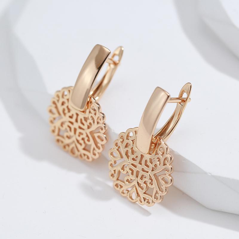 New Trend  Rose Gold Square Glossy Earrings Women Creative Fashion Party Jewelry Simple Hollow Flower Drop Earrings