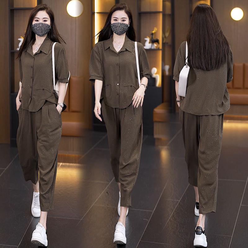 Stylish Age-Reducing Summer Suit Set for Women 2026: Chic Two-Piece Shirt & Pants for a Youthful Look