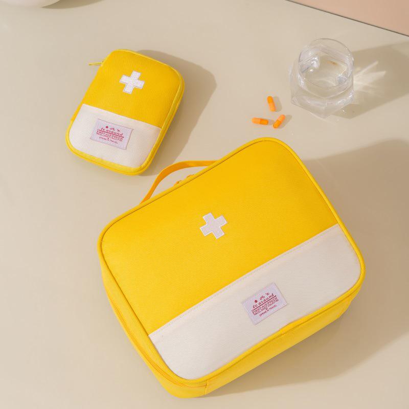 Portable Oxford Cloth First Aid Kit - Large Capacity Multi-Function Medicine Storage and Epidemic Prevention Bag