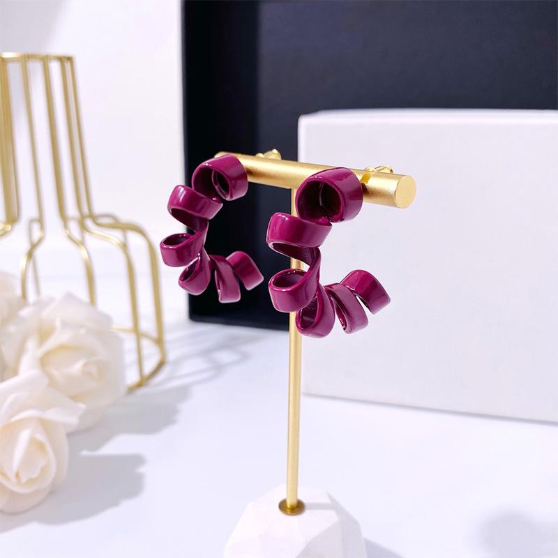 Niche Design Sense, Color Phone Line, Circle Earrings, Fashionable Temperament, Face, Thin Small Spring Earrings