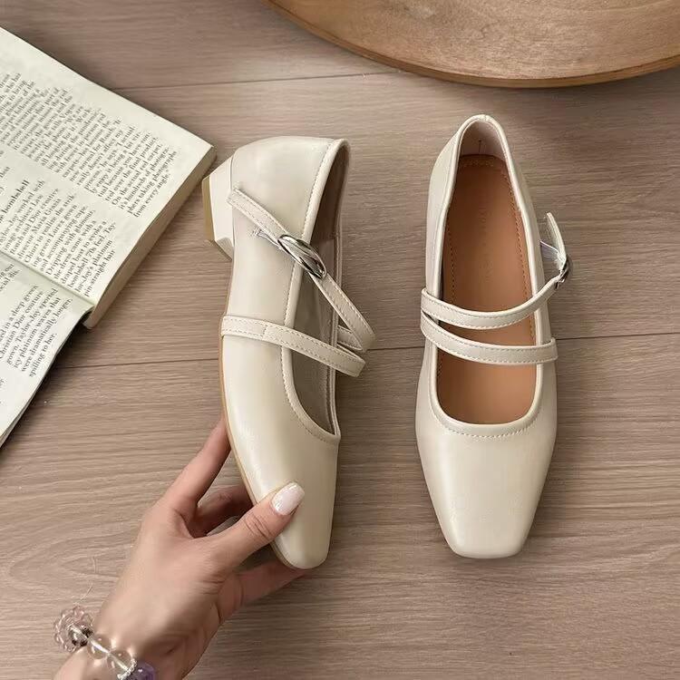 

Silver flat bottom square head Mary Jane shoes women s explosive temperament French light mouth evening shoes single shoes 39