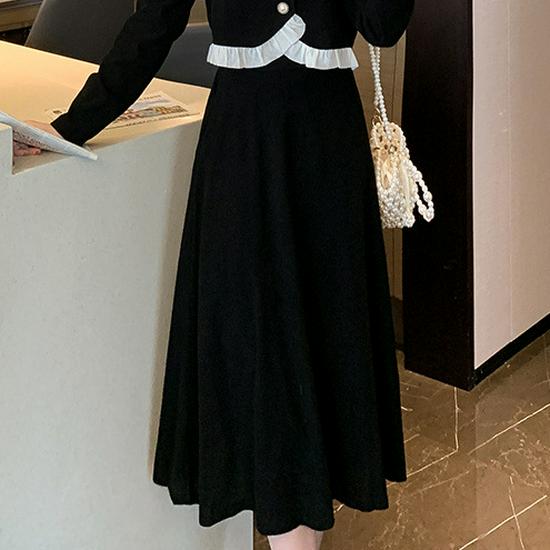 Chic Women's Long Sleeve Top and Skirt Autumn/Winter Two-Piece Set with Edge Design