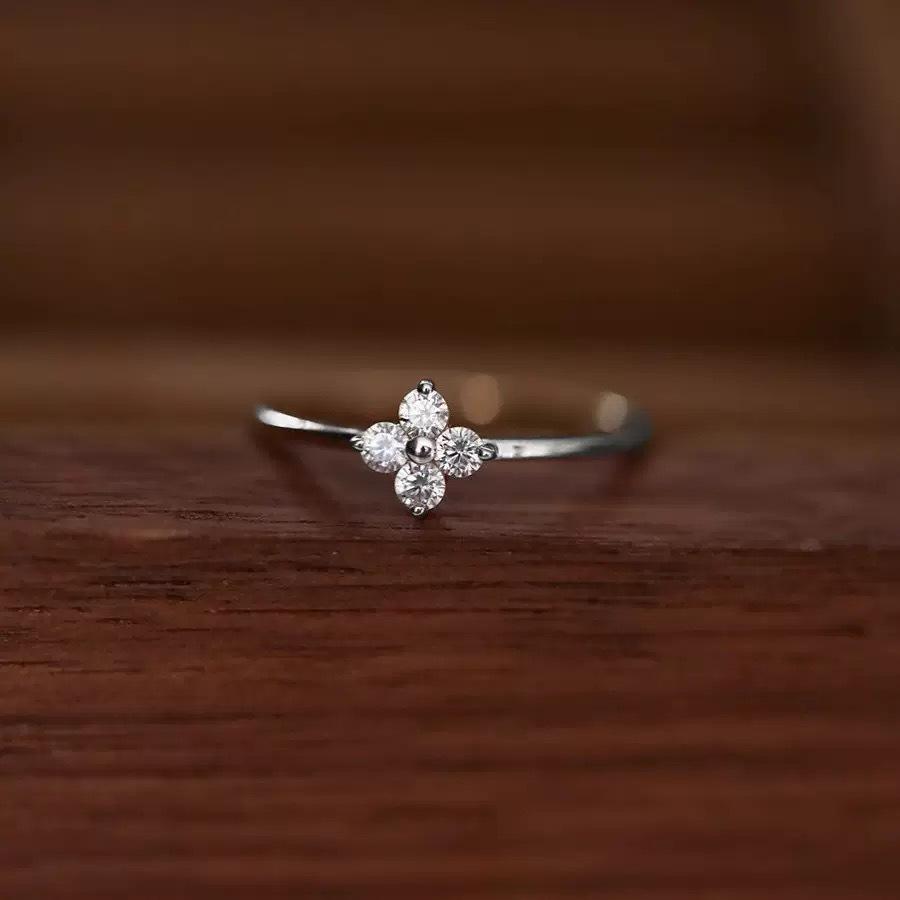 18K Gold-Plated Zirconia Clover Ring in 925 Sterling Silver - Elegant French-Inspired Design