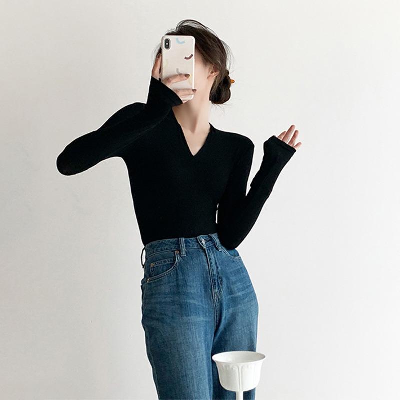 Black V-neck Sweater Sweater for Women in Autumn and Winter New High-end Slim Fit Inner Layering Shirt Top