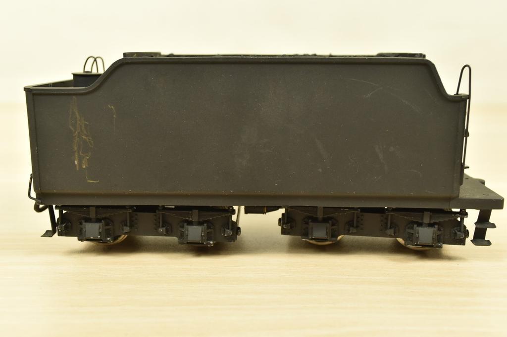 Tenshodo / Mitsui Mining & Smelting 1/42 24mm Steam Locomotive Display Model – As-Is