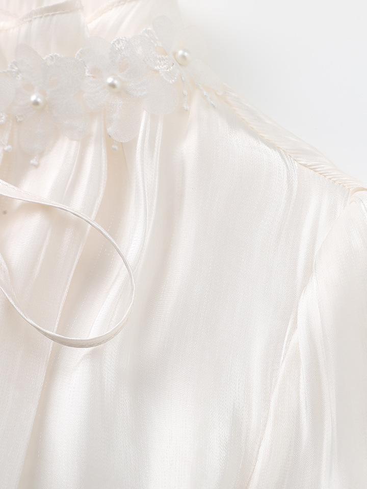 2026 Spring Pearl Flower Bell Sleeve Women's Fragrance French Collar Shirt