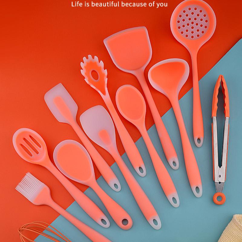 12Pcs/Set Silicone Kitchen Utensils With Storage Bucket High Temperature Resistant And Non Stick Pot Spatula Spoon