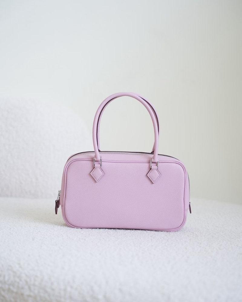 [Высокая мода] высококачественная стальная кожаная сумка-перо портативная маленькая квадратная сумка портативная легкая роскошь легкая и компактная length 22 * height 13 * base thickness 4cm