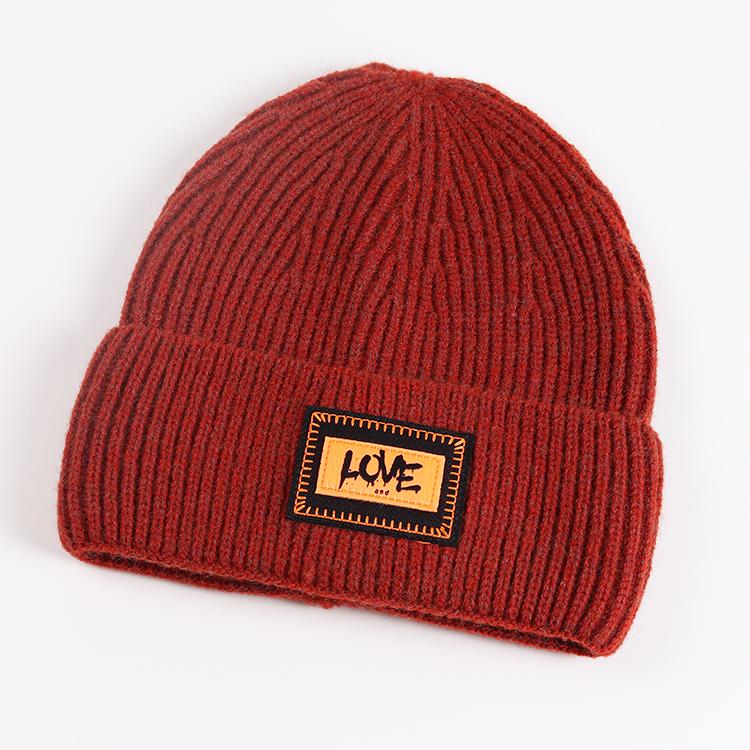 Wholesale High Quality Custom Embroidery Logo Round Dome Thick Knitted Wool Beanie Hat Winter Warm Thermal Knitted Hat красный