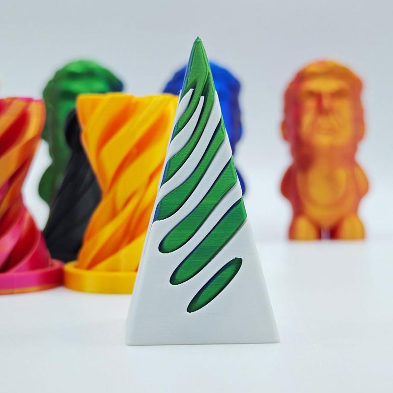 1Pc Kids 3D Printed Spiral Cone Fidgeting Toy Impossible Pyramid Passthrough Sculpture Antistress Anxiety Relieving Adults Toy