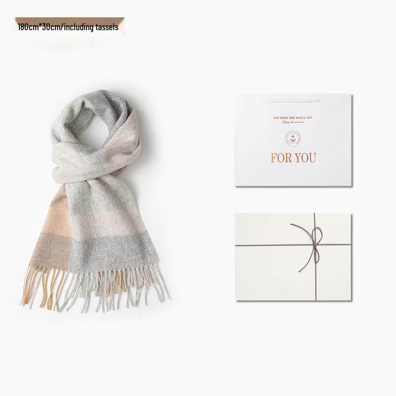 

Three Dolphins MY Wool Plaid Scarf One Size