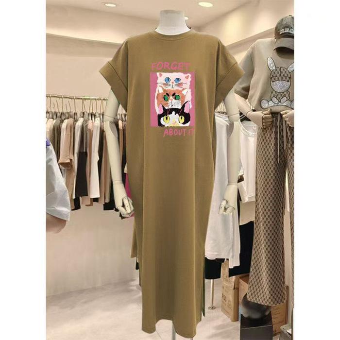 

A New Loose-fitting and Casual Plus-size Slimming Dress for Women In Summer with A Small Flying Sleeve Korean-style T-shirt. It Is A Slit Long Dress M темно-коричневого кольору