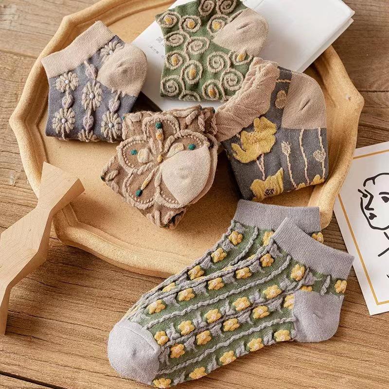 Women's Retro Floral Boat Socks - Mori Style, Breathable & Comfortable, Perfect for Spring and Summer.