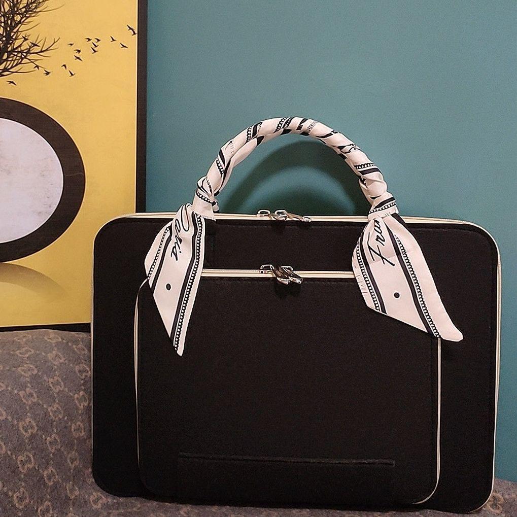 

Модная сумка для ноутбука для 14-16-дюймовых ноутбуков - издание 2025 года 13.3 inch (35x24 cm)