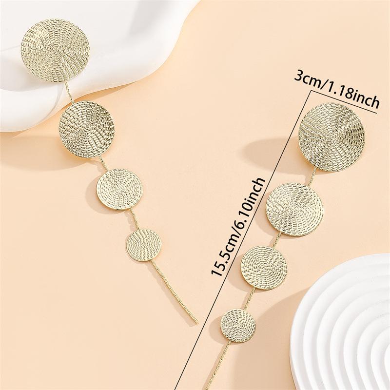 New Metal Long-style Round-patterned Fringed Earrings - A Simple and Versatile Accessory with A Subtle Design That Is Exclusive.
