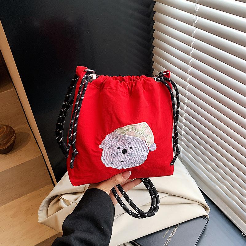 

Mobile phone bag summer cute cartoon embroidery drawstring versatile fashion trendy messenger bag commuter bag woman красный