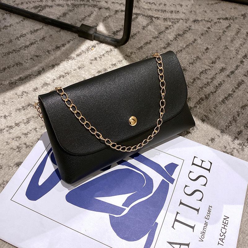 

Women s bag, new leopard print small fanny pack, trendy fashion chain, shoulder mobile phone bag, fashionable messenger bag.