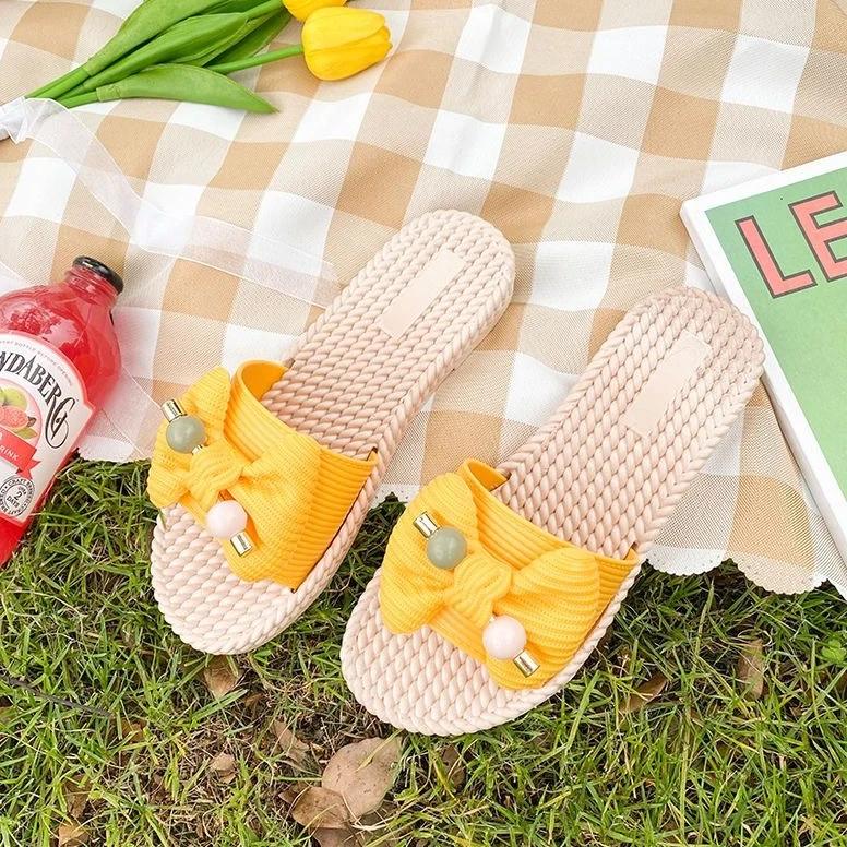 Fashion Woman Slippers Flat Slides Outside Sandals Shoes for Women Open Toe Non Slip Clappers Summer Footwear Comfortable and Elegan Pvc