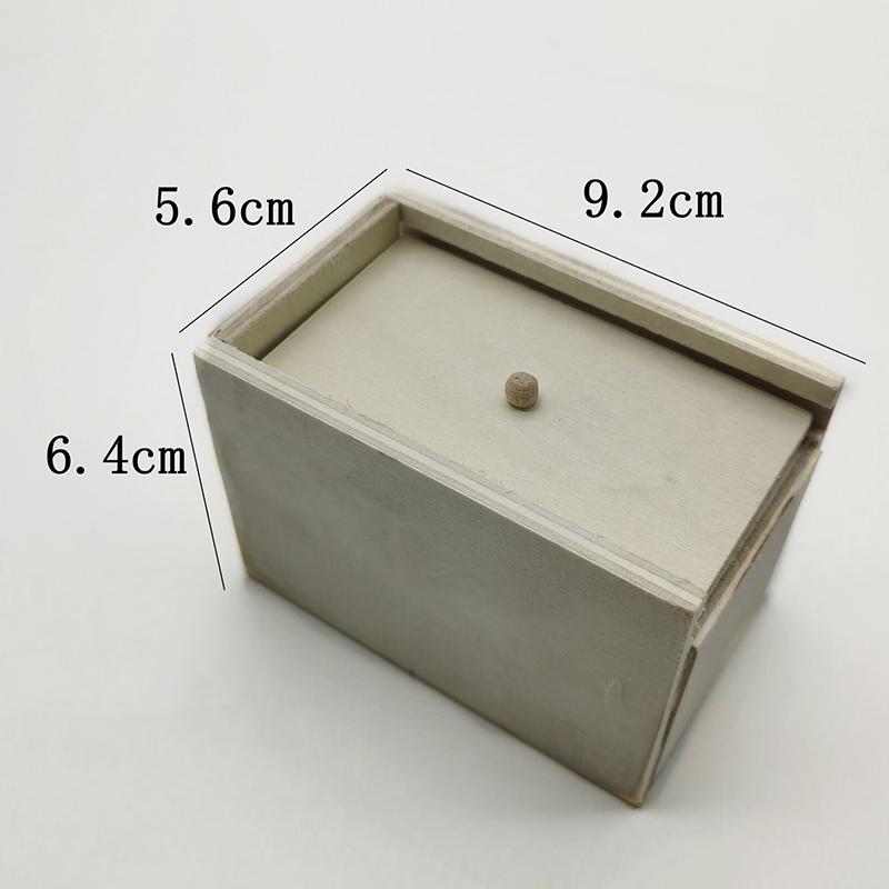 Halloweenská simulace Spider Scare Prank Box Kreativní Pop Out Spider Dřevěná Scare Box Zábavné překvapení Vtip Žert Trik Hračka Dárek pro děti